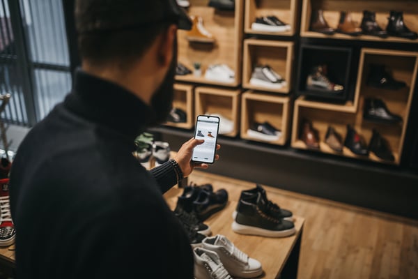 Footwear Retailers: Here’s How to Beat Showrooming